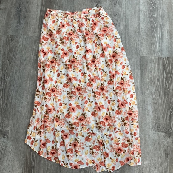 Maxi Skirt - Picture 2 of 3